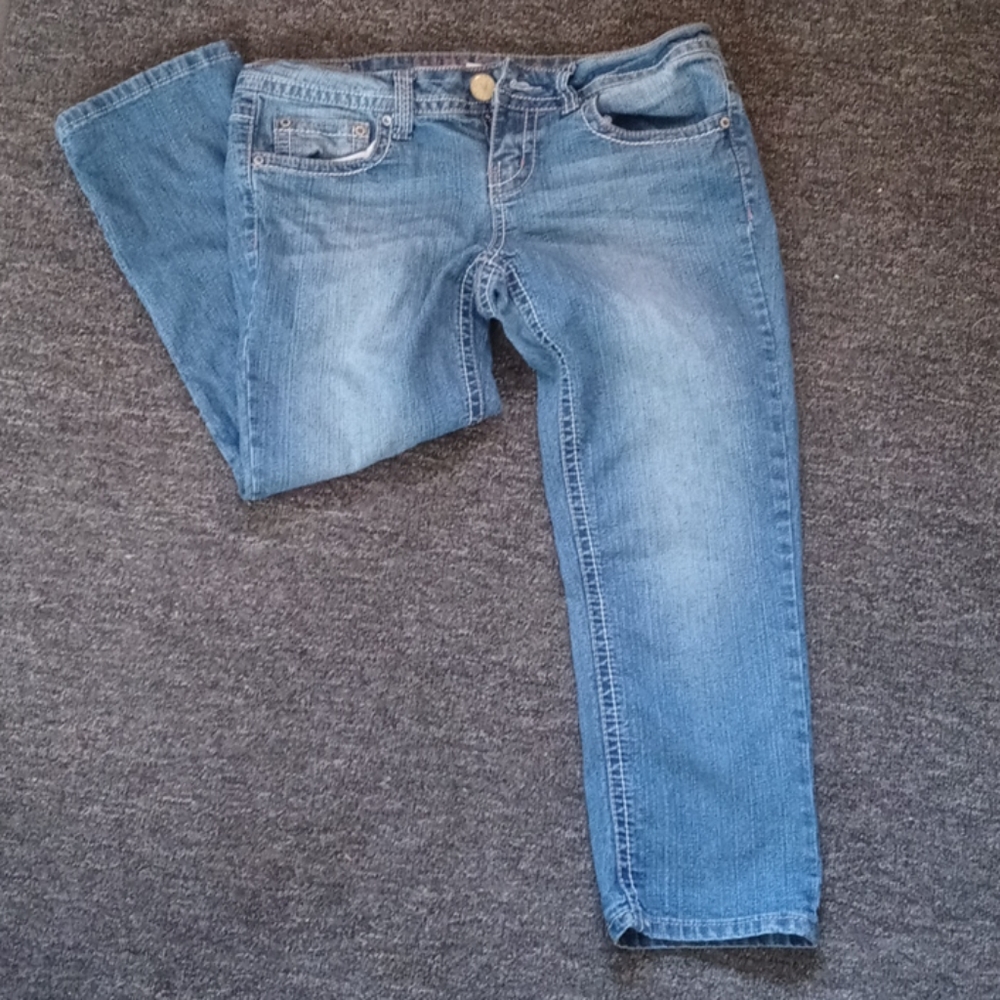Hydraulic capris